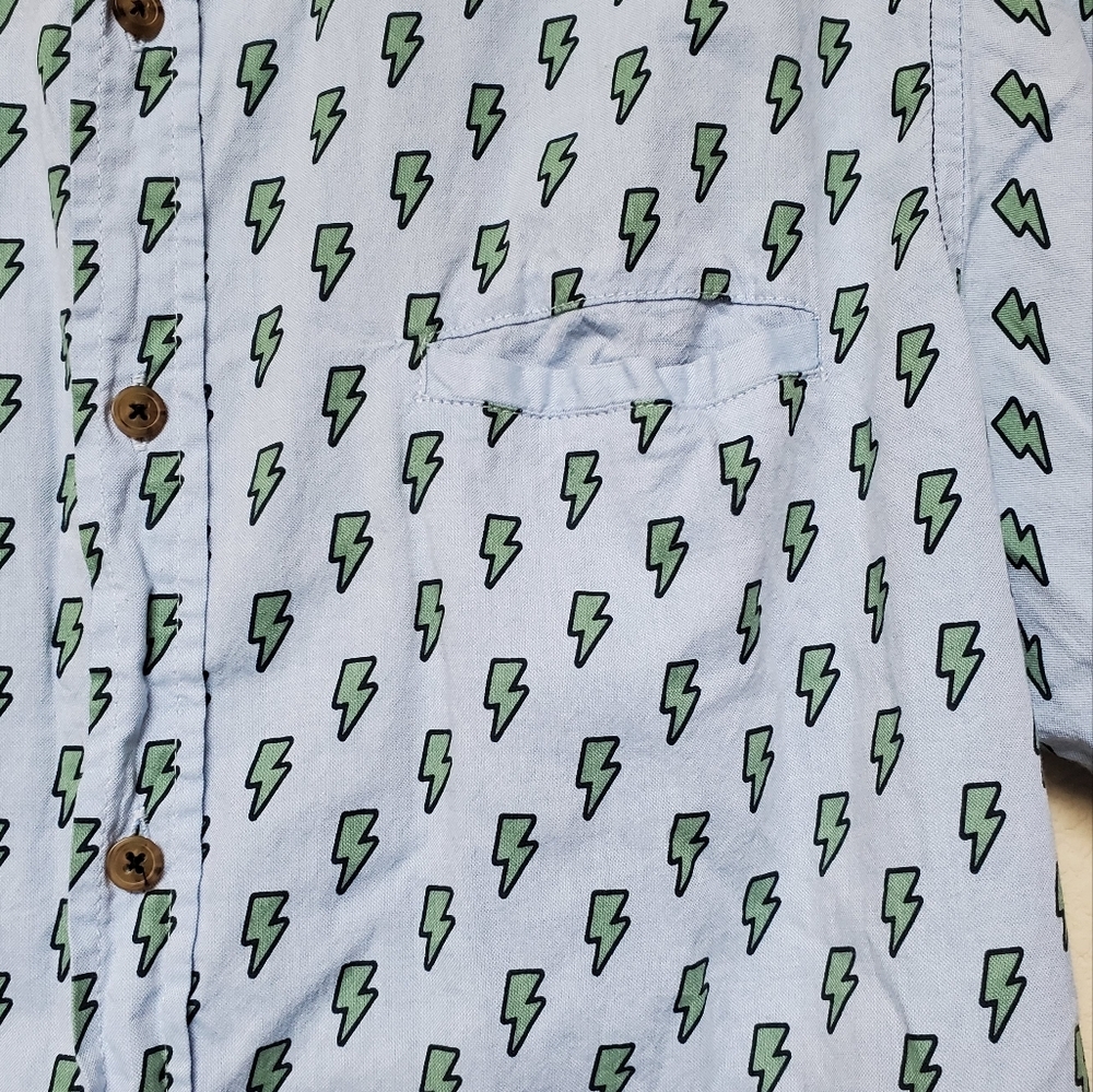 Retreat Button Front Shirt. Size Large - Picture 2 of 6